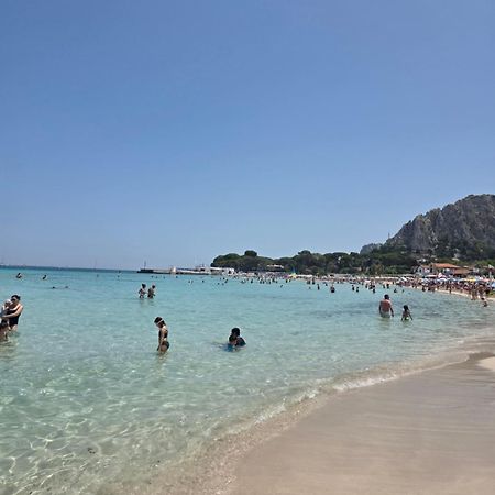 דירות מונדלו A Pochi Passi Dal Mare מראה חיצוני תמונה